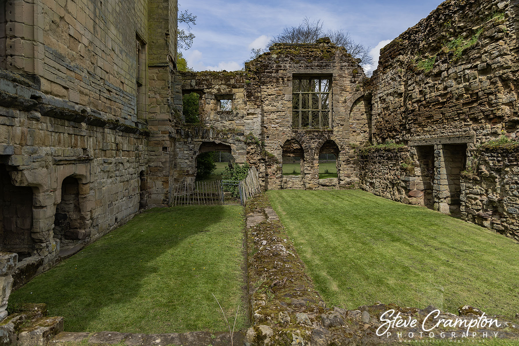 Ashby De La Zouch Castle