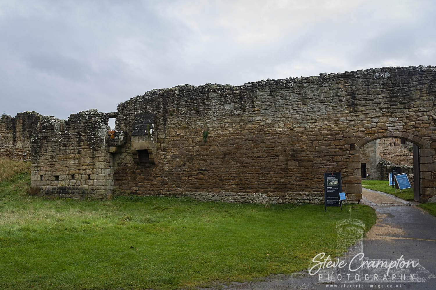 Aydon Castle