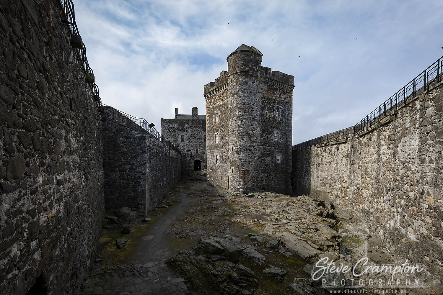Blackness Castle