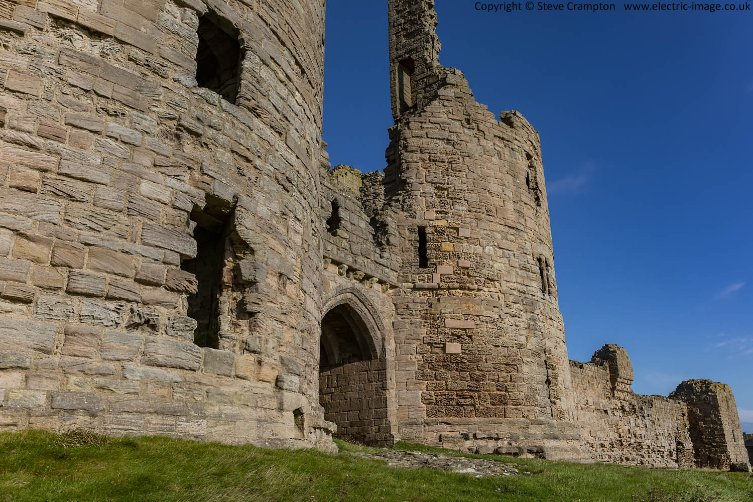 Dunstanburgh Castle