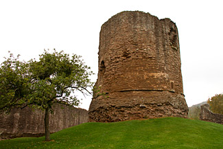 Skenfrith Castle, Wales